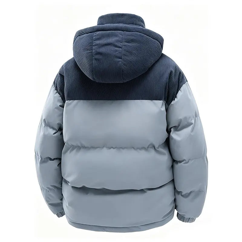 Men'S Hooded Thick Winter Jacket, Featuring a Patchwork Design. the Anti-Slip Filling Layer Effectively Prevents Shifting, and the Windproof Outer Fabric Can Retain Heat. It Is Suitable for Daily and Outdoor Wear in Cold Weather.